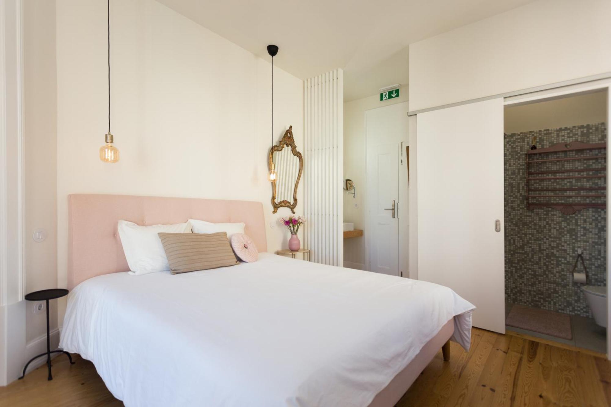 Vila Julieta Guesthouse Коимбра Экстерьер фото